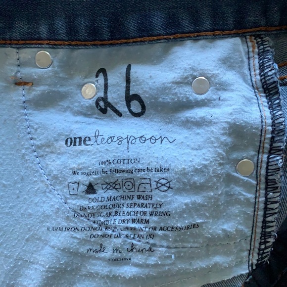 One Teaspoon Suede Pockets Denim Jean Shorts - Picture 13 of 14